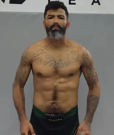 Дуглас Рибейро