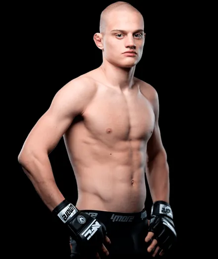 Макс Холцер