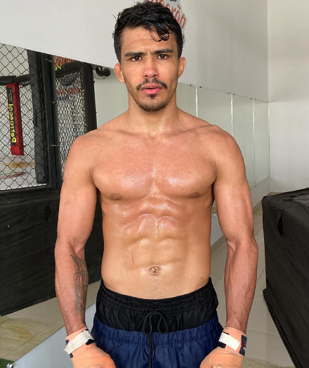 Игорь Северино