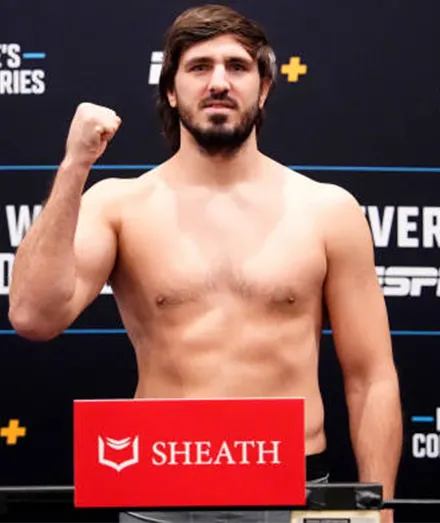 Артем Вахитов