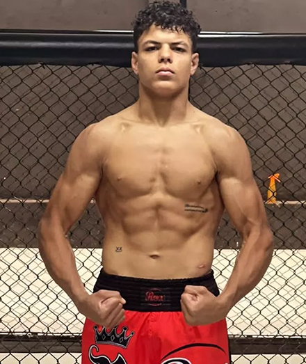 Николас Сантос