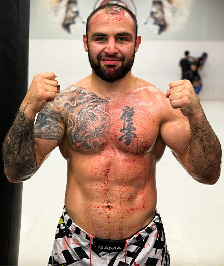 Артур Арутюнян