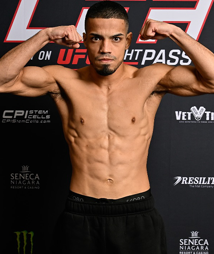 Адриан Гарсия