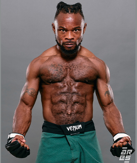 Роман Танго Нгоуоджу