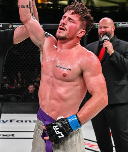 Картер Бикман