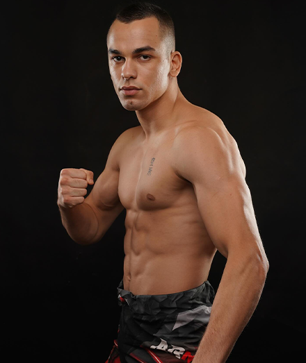 Огнен Мичович