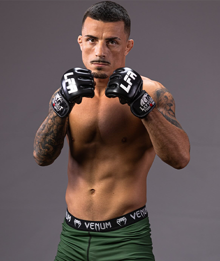 Винисиус Пирес