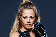 Джулия Дорни