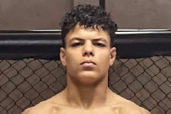 Николас Сантос