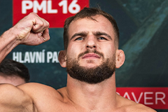 Лукас Завичак