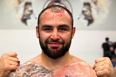 Артур Арутюнян