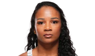 Равена Оливейра