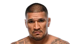 Айк Виллануева