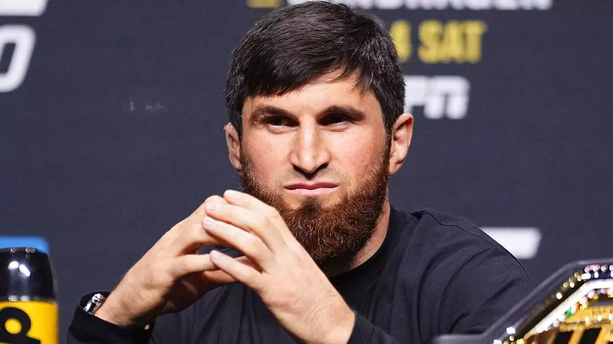 Анкалаев объявил о возвращении: в июле он подерётся на турнире UFC в Абу-Даби