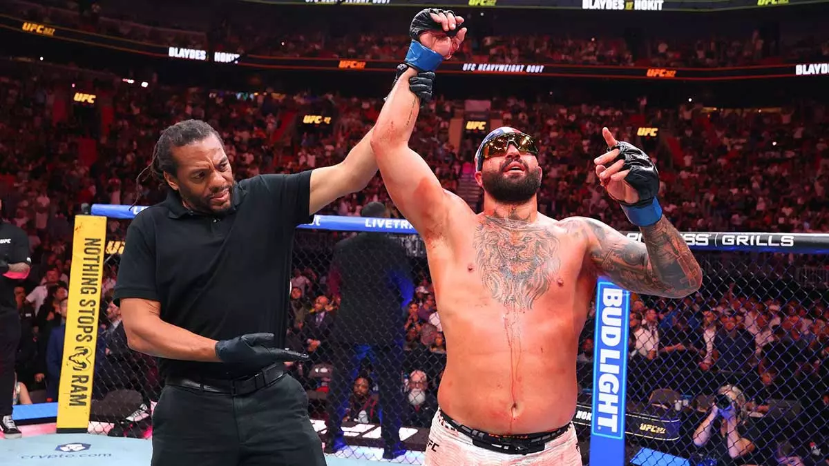 Джош Хокит получит бой с Дерриком Льюисом на шоу в Белом доме