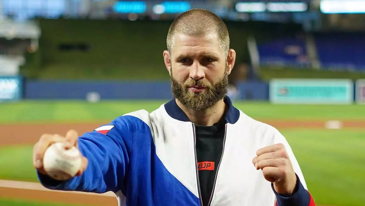 Иржи Прохазка обещает «первичную агрессию» в титульном бою с Улбергом