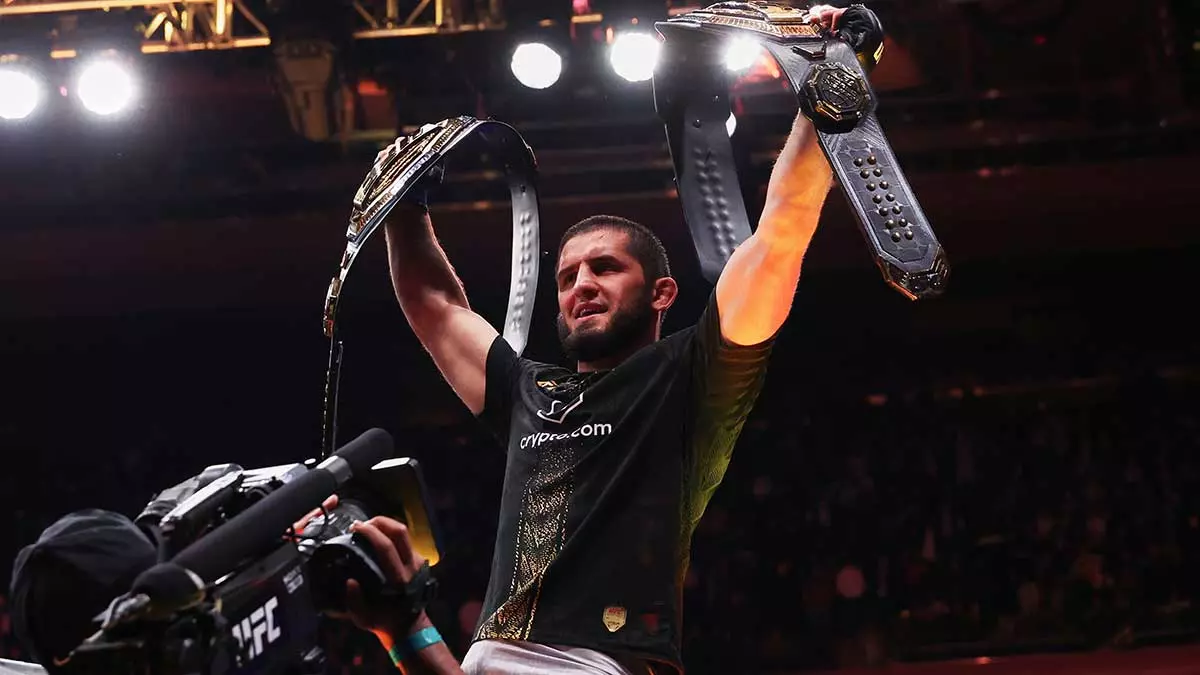 Ислам Махачев защитит титул на UFC 330 в Филадельфии 15 августа