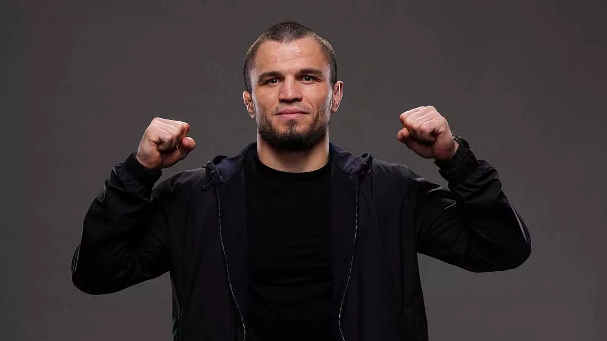 Умар Нурмагомедов снят с UFC Abu Dhabi, сменит соперника и дату