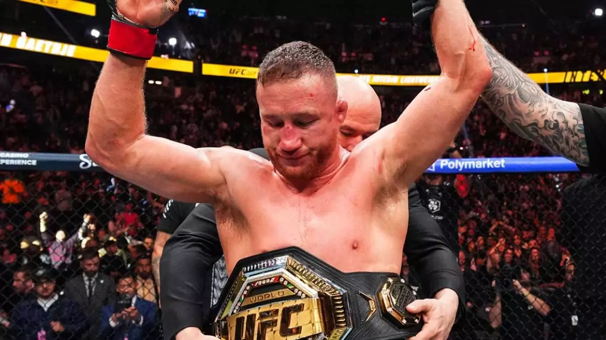 Джастин Гэйтжи готовится к титульному бою с Топурией у Белого дома