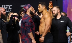 Азамат Мурзаканов подерётся с Пауло Костой в соглавном бою UFC 327