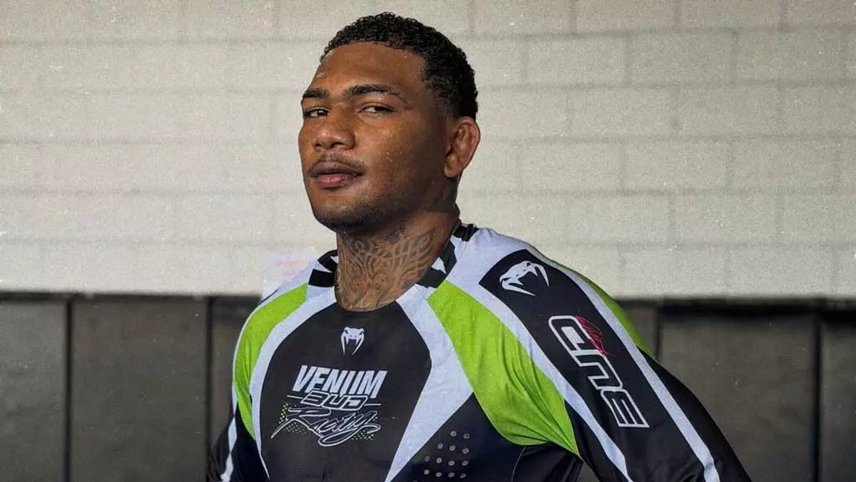 Ковингтон назвал Майкла Моралеса лучшим претендентом на титул Махачева в полусреднем весе