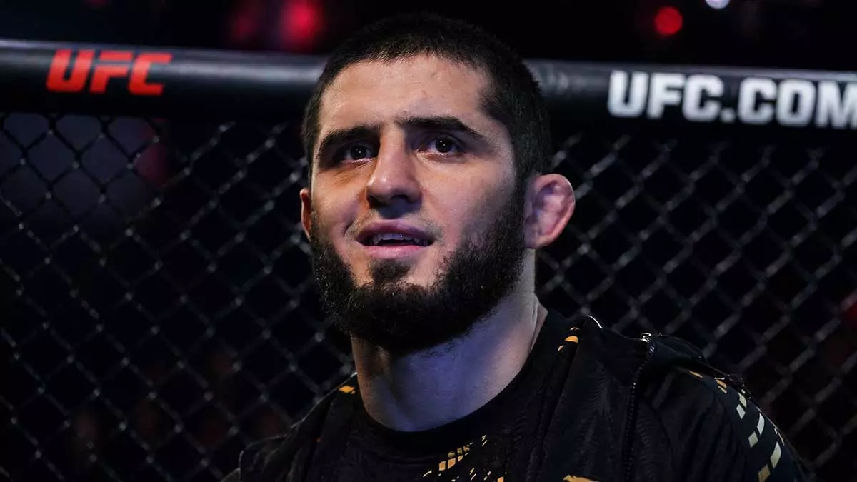 Ислам Махачев пропустит UFC 329 и нацелен на титульный бой UFC 330