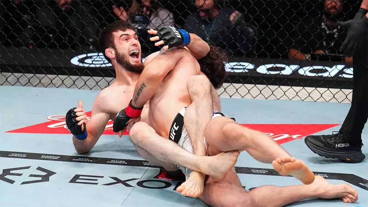 UFC Fight Night 279: твистер Магомедова и скоростной ТКО Оливейры