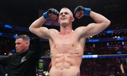 Иан Гарри подписал контракт с Matchroom и получил титульный бой UFC