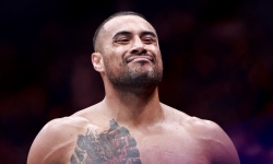 Новый чемпион UFC Карлос Ульберг нацелился на переход в тяжёлый вес