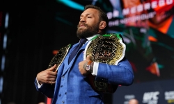 Макс Холлоуэй нокаутировал Конора Макгрегора в первом раунде UFC 329