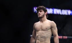 UFC нацелился на бой Волкановски с Евлоевым за титул в Филадельфии