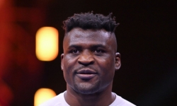 Нганну признался, что разочарован выбором Рико Верхувена в пользу боя с Усиком