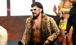 Диллон Дэнис троллит Хамзата Чимаева провокационным мемом после UFC 328