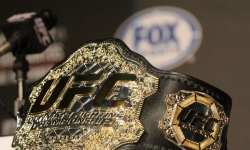 Опубликована обновлённая форма бойцов и полный кард UFC 327