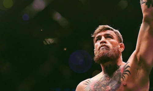 Конор Макгрегор подписал новый контракт и встретится с Холлоуэем на UFC 329