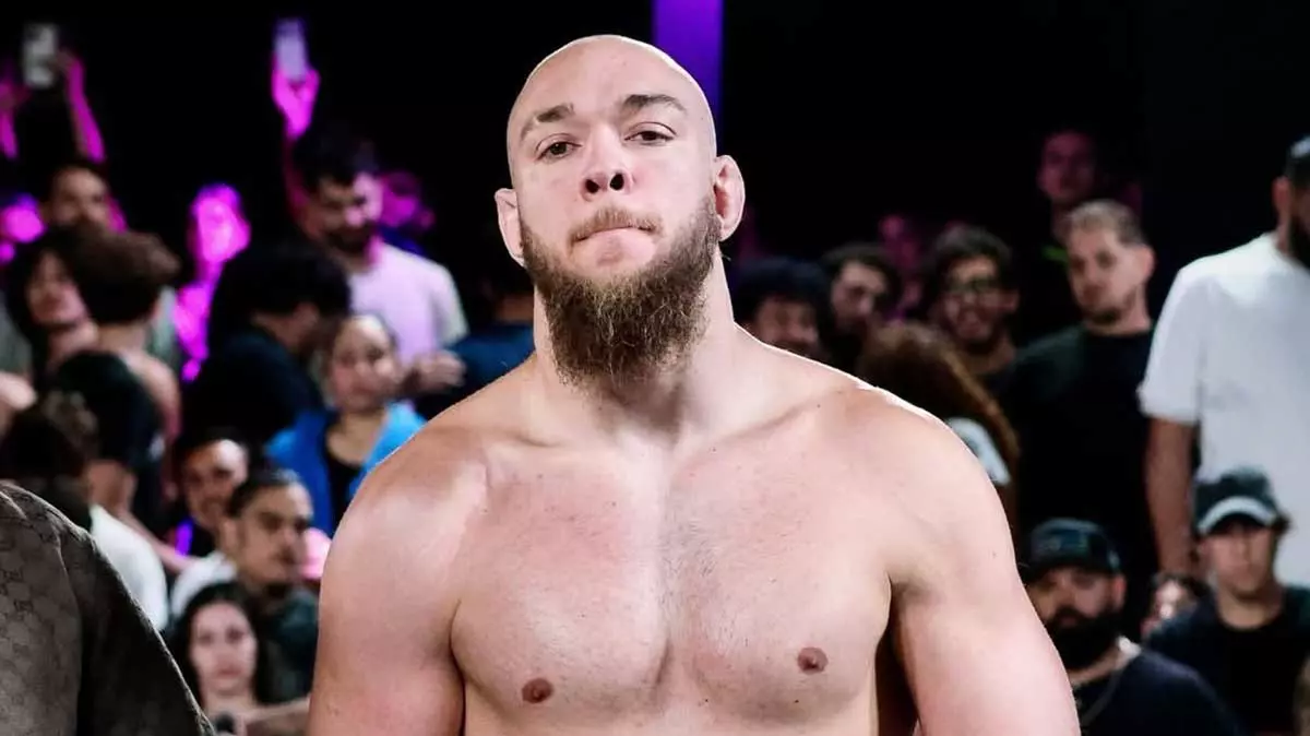 Вальтер Уокер снялся с боя против Тыбуры на UFC Fight Night 271 в Сиэтле