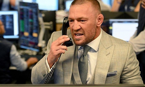 Конор Макгрегор просит UFC заменить бой с Холлоуэем на Чендлера
