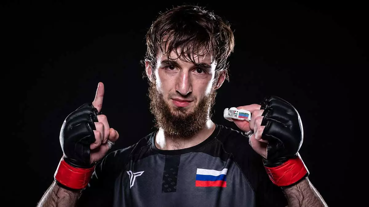 Непобеждённый Хасан Магомедшарипов дебютирует в PFL против Маррокина