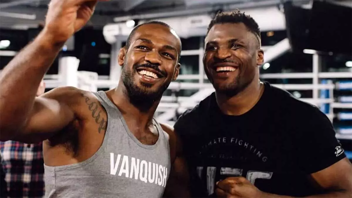 Нганну поддержал Джонса в конфликте с UFC и готовится к возвращению в ММА