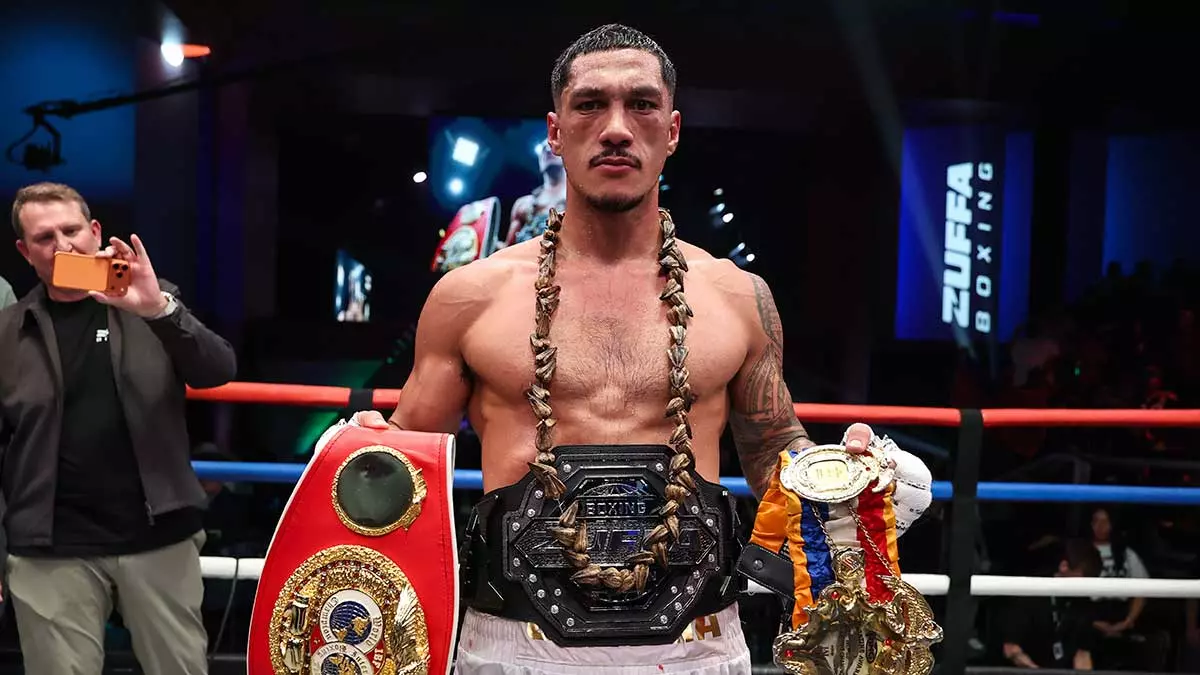 Опетая стал первым чемпионом Zuffa Boxing и лишился пояса IBF