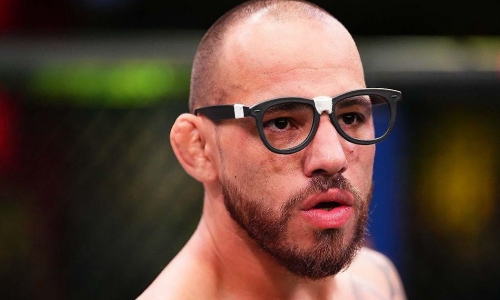 Майкл Кьеза выбирает Евлоева в титульную гонку, но допускает Силву