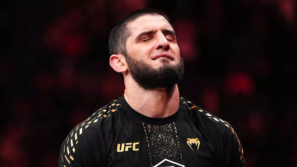 Ислам Махачев назвал любимый бой и готовит защиту на UFC 330