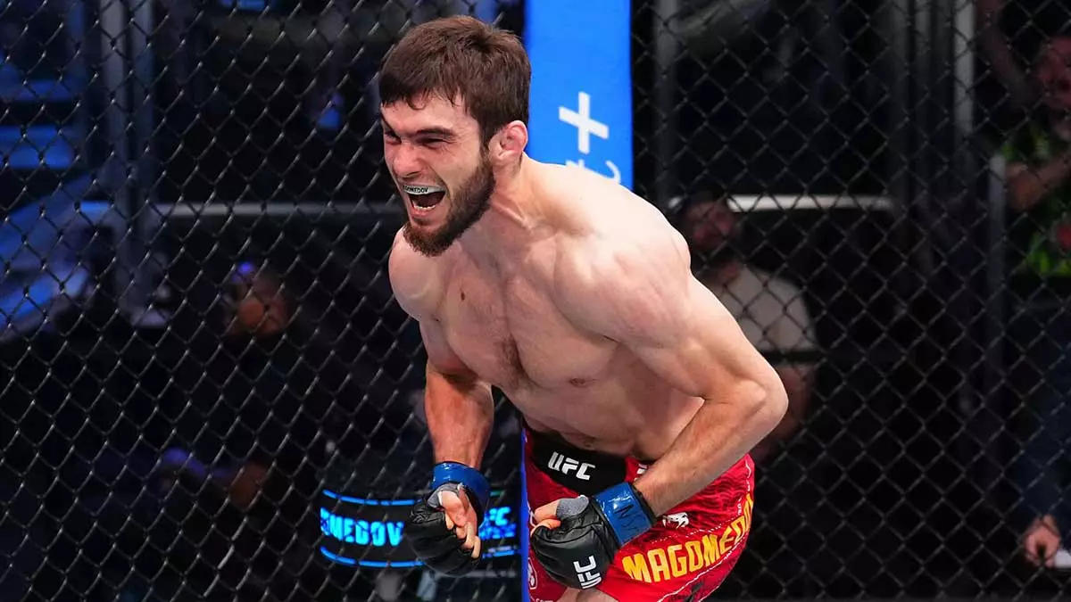 Муртазали Магомедов оформил редкий твистер и забрал бонус UFC