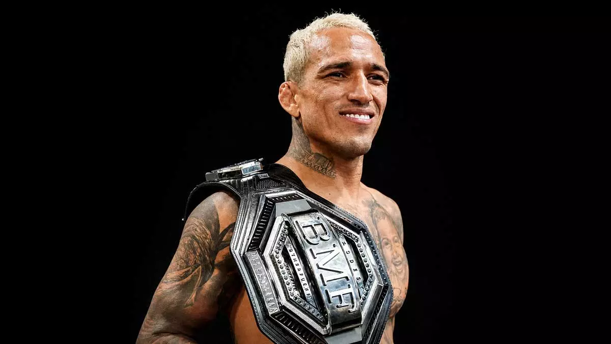 Чарльз Оливейра подписал восьмибоевой контракт с UFC и остаётся в деле