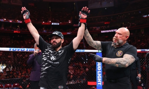 Азамат Мурзаканов подерётся с Пауло Костой в полутяжёлом весе на UFC 327