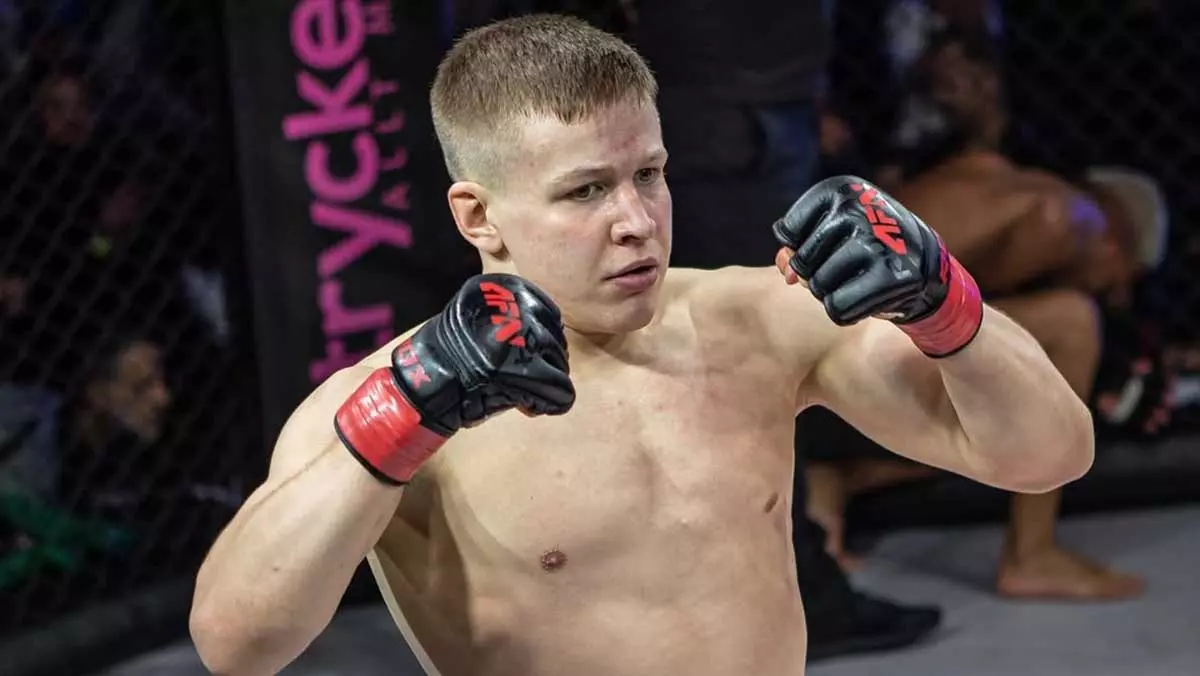 Россиянину Марку Вологдину назначен дебютный бой в UFC