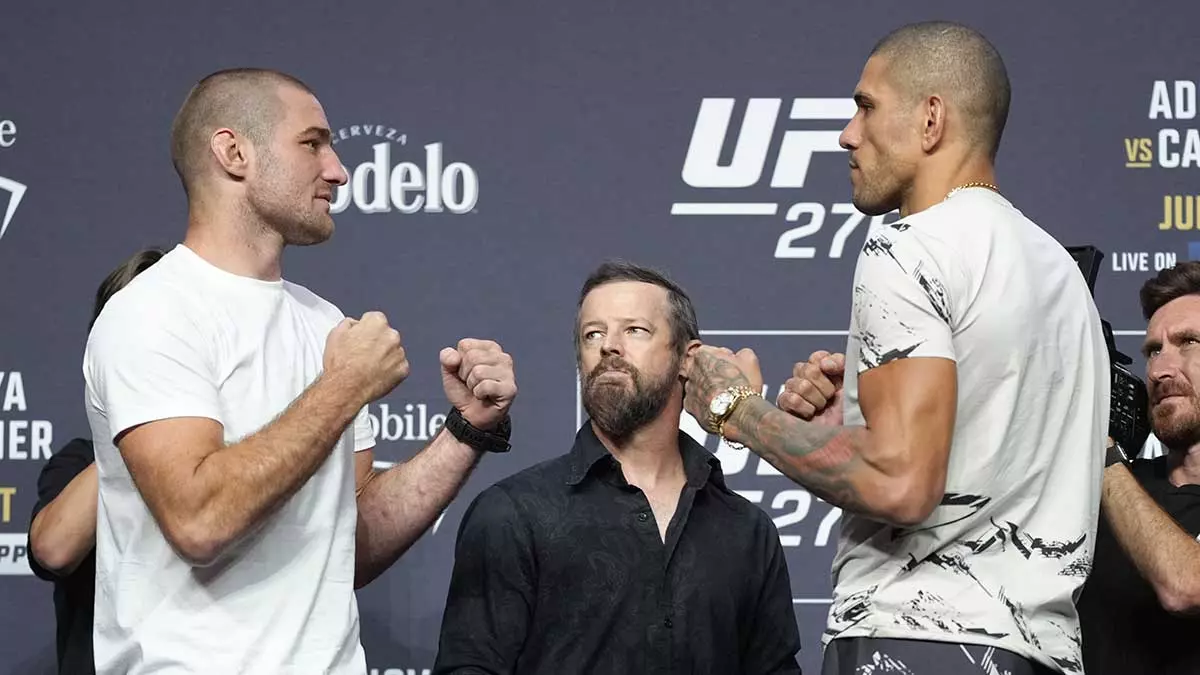 Алекс Перейра раскрыл, как Стрикленду драться с Чимаевым на UFC 328