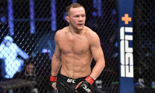 Чемпион UFC Пётр Ян лично доставил гуманитарную помощь в Дагестан