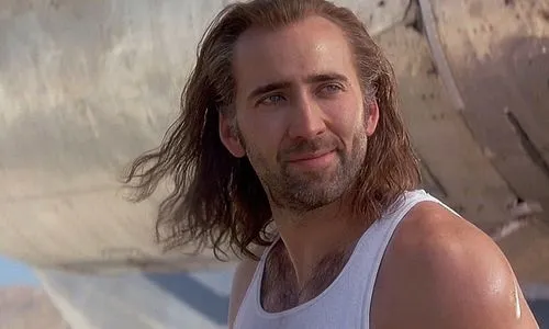 В каких штатах США руки профессионального бойца являются оружием