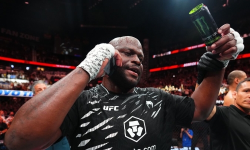Деррик Льюис сразится с непобеждённым Джошем Хокитом на UFC в Вашингтоне